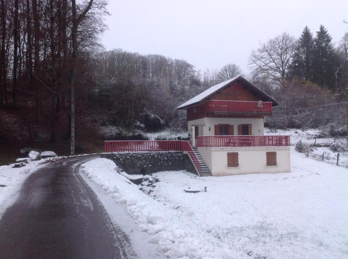 Gite Du Creux De La Goutte Xertigny Exterior photo