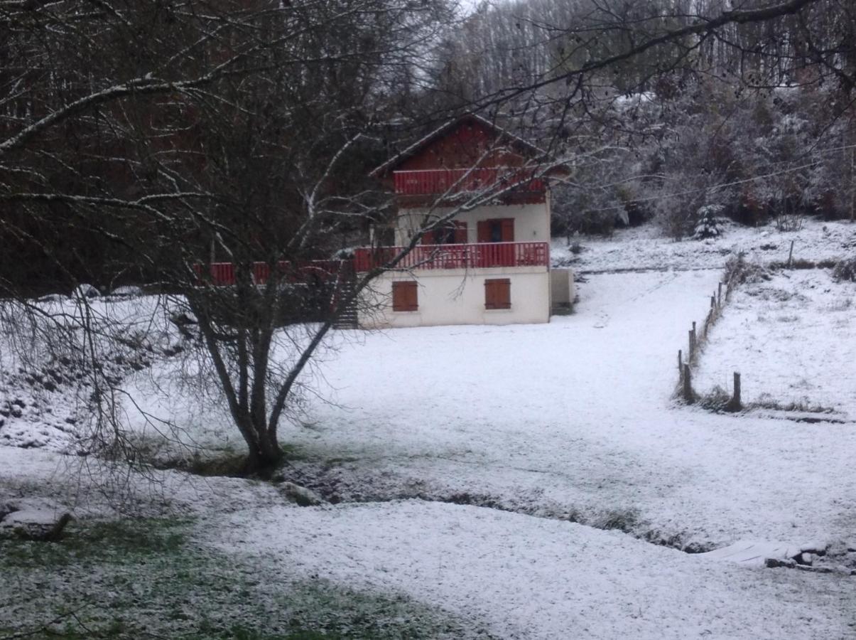 Gite Du Creux De La Goutte Xertigny Exterior photo