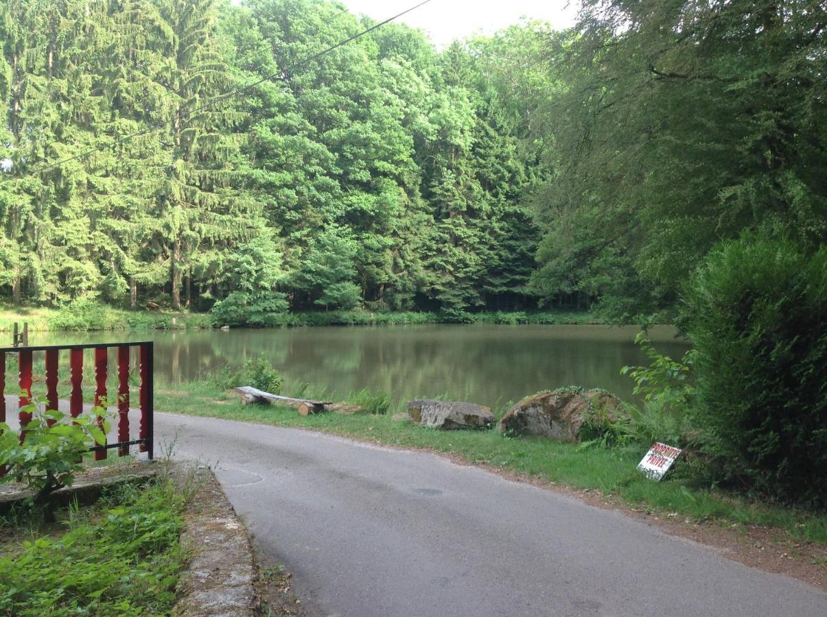 Gite Du Creux De La Goutte Xertigny Exterior photo